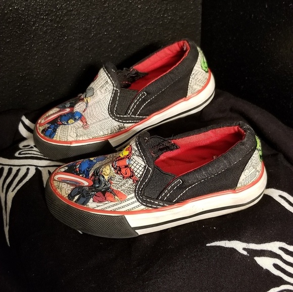 boys avengers shoes